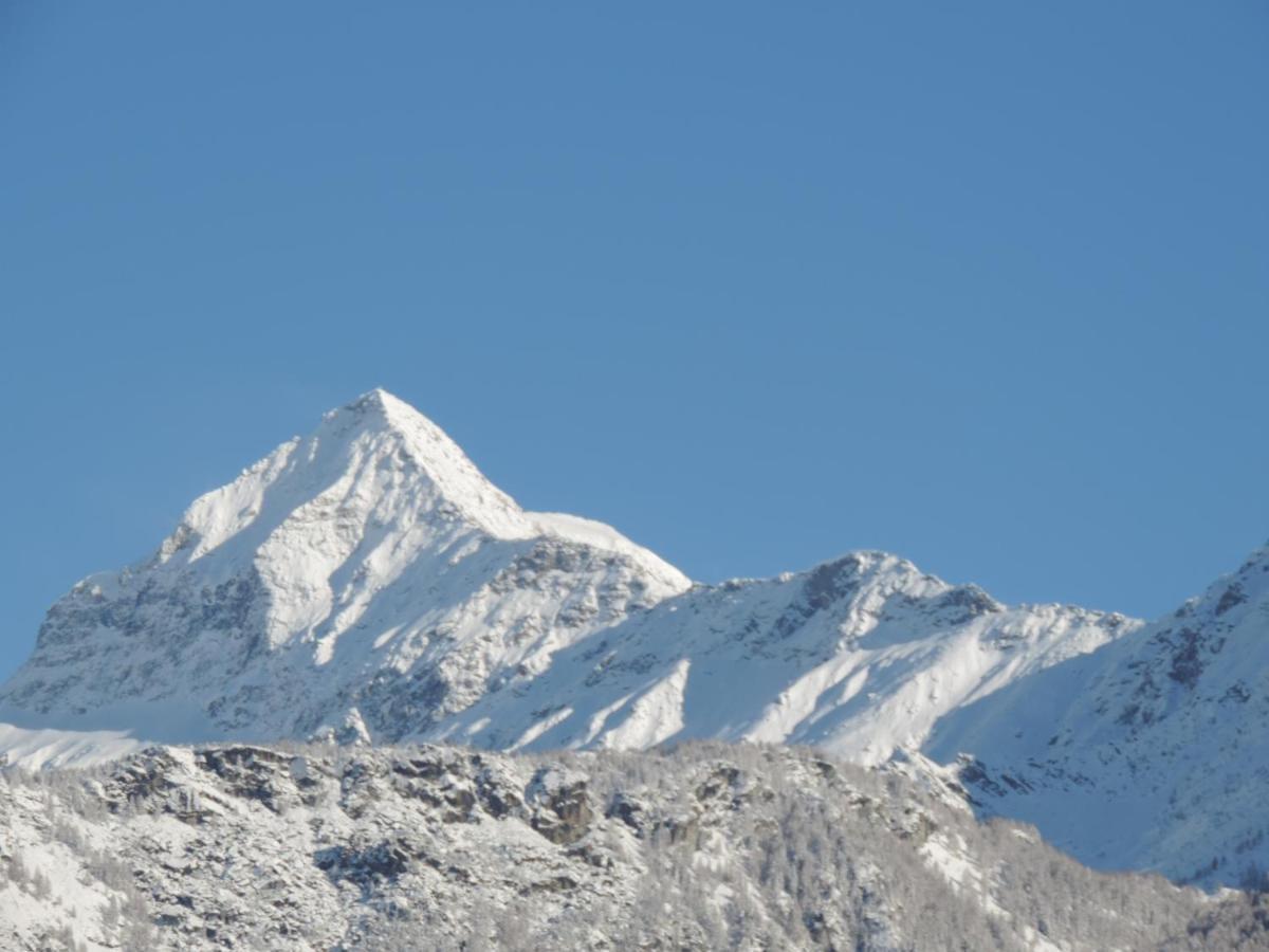Pizzo Scalino Hotel