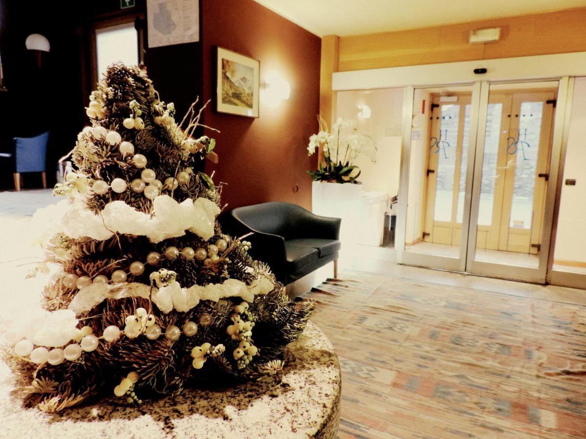 Pizzo Scalino Hotel